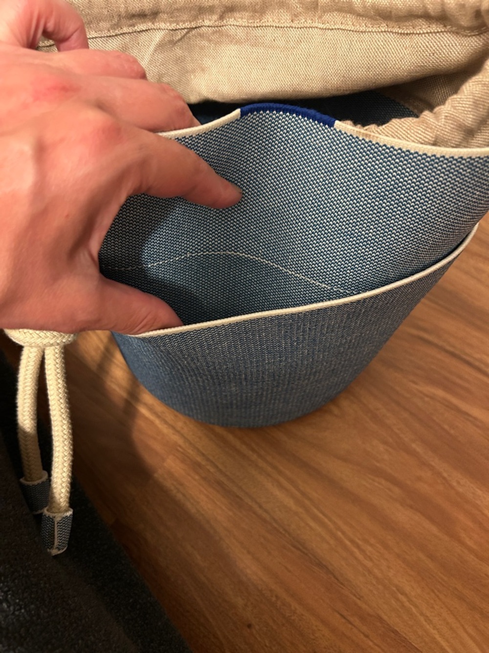 NWOT! ROTHY’S Light Blue Canvas Bucket Bag with Rope Handle - Picture 5 of 10
